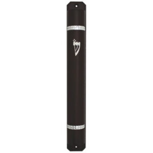 מזוזה מעץ, גובה 22 חום כהה  שרשראות עם גב